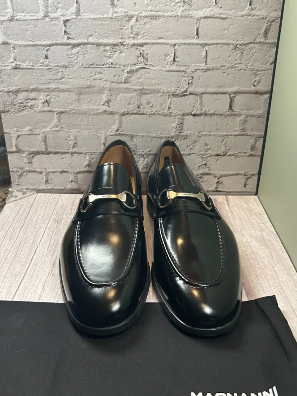 MAGNANNI BIT BUCKLE LOAFERS 10.5